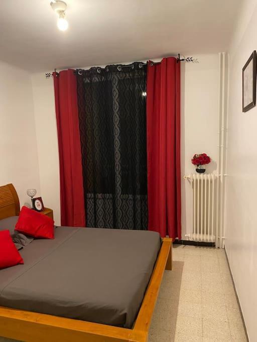 Appartement T4 A Deux Pas De La Gare St Charles Marseilles Exterior foto