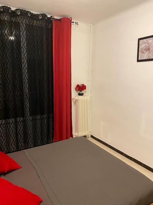Appartement T4 A Deux Pas De La Gare St Charles Marseilles Exterior foto