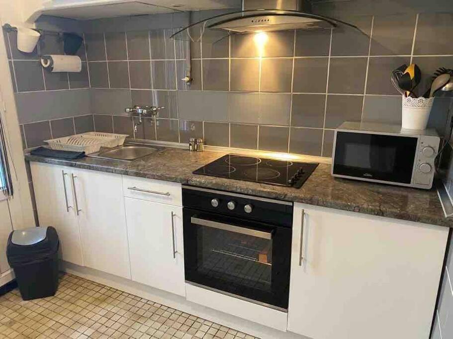 Appartement T4 A Deux Pas De La Gare St Charles Marseilles Exterior foto