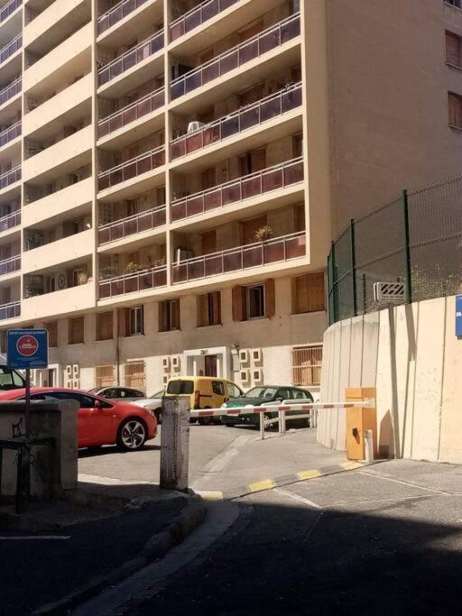 Appartement T4 A Deux Pas De La Gare St Charles Marseilles Exterior foto